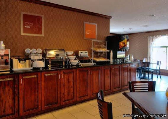 Comfort Inn Fayetteville I-95 Extérieur photo