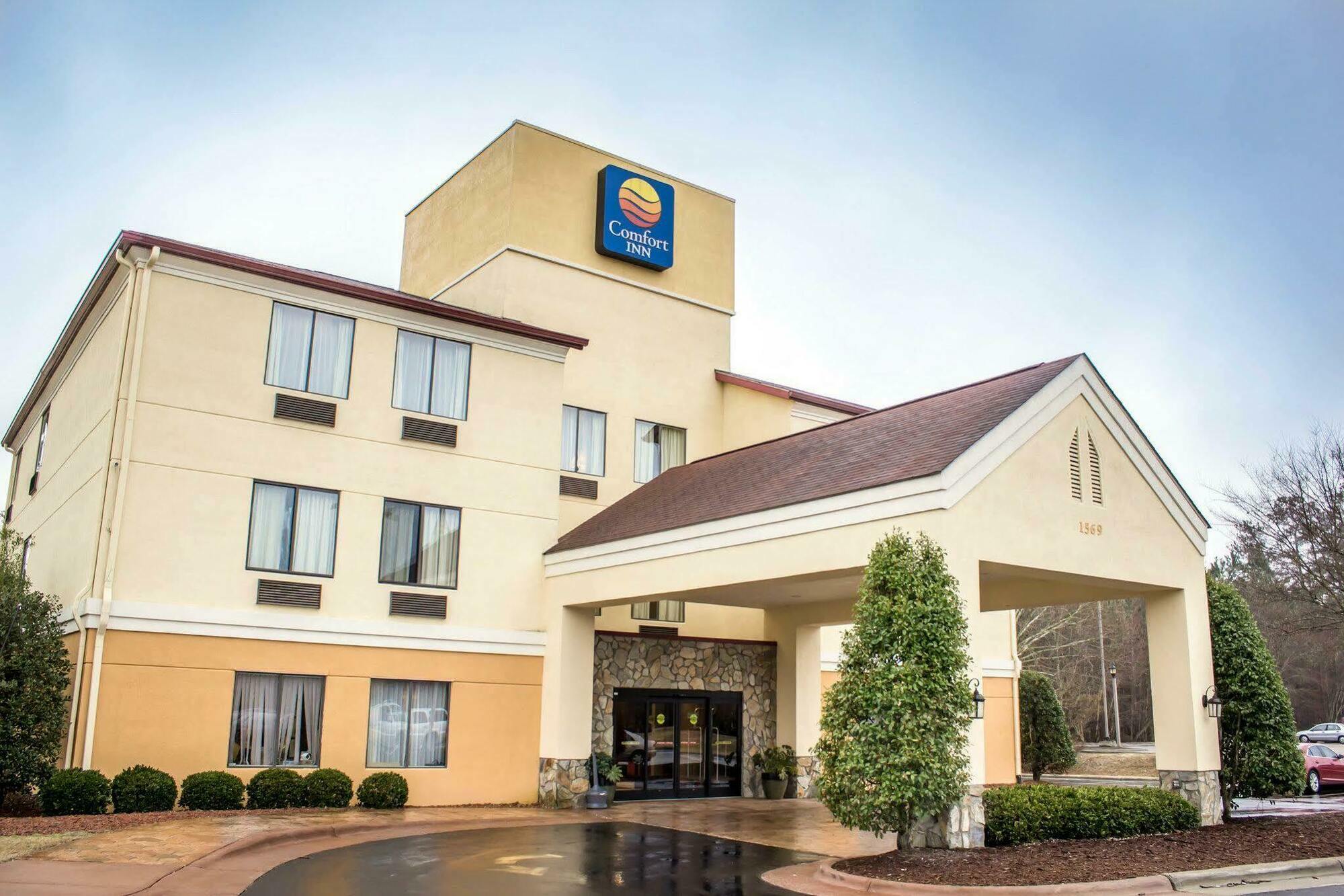 Comfort Inn Fayetteville I-95 Extérieur photo