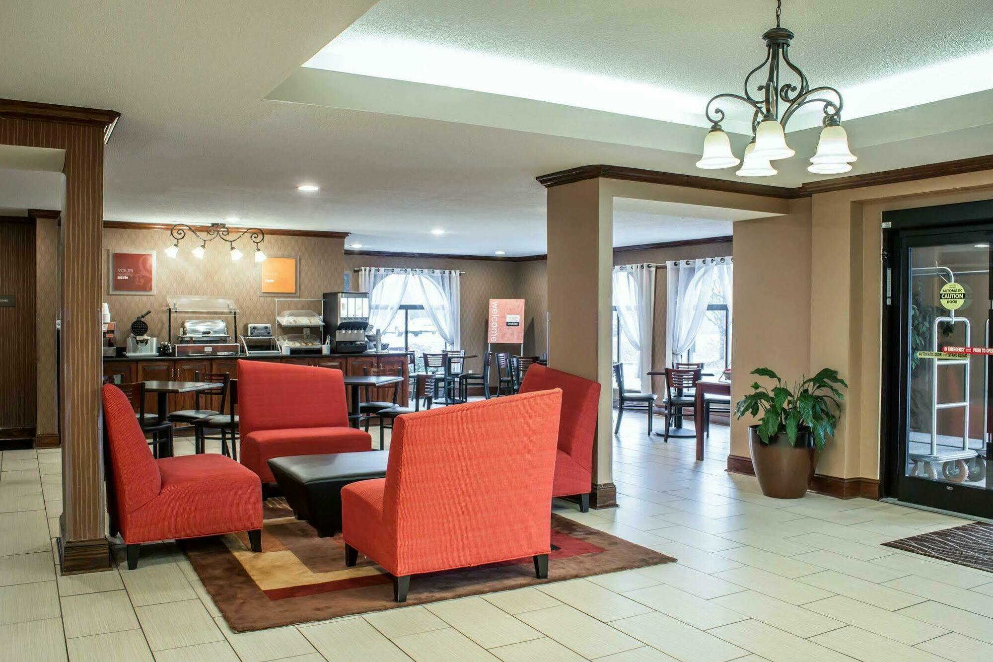 Comfort Inn Fayetteville I-95 Extérieur photo