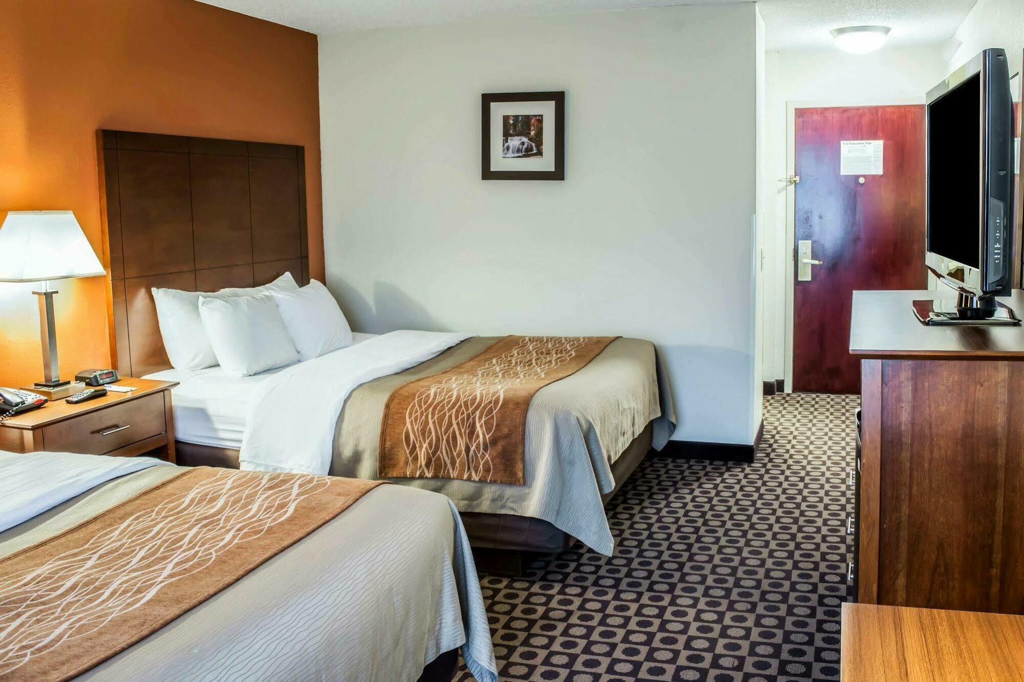 Comfort Inn Fayetteville I-95 Extérieur photo
